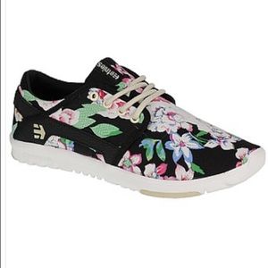 Etnies Scout Black Floral Sneakers 9.5